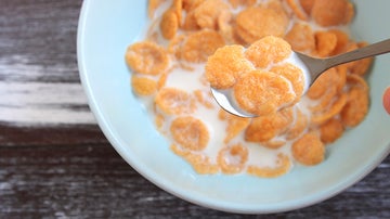Bol de leche con cereales