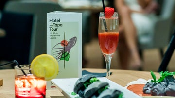 Tapa y bebida en un hotelazo. Buen plan, ¿no?