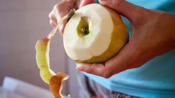 Pelando la fruta