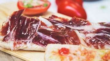 Un bocatita de jamón y un porrón. ¡Marchando!