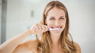 Cepillándose los dientes