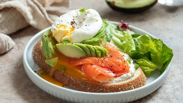 Tostada de aguacate