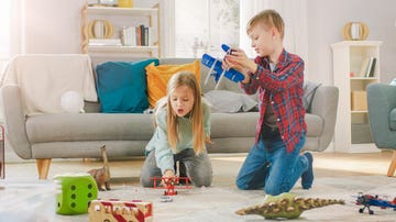 Niños en el salón